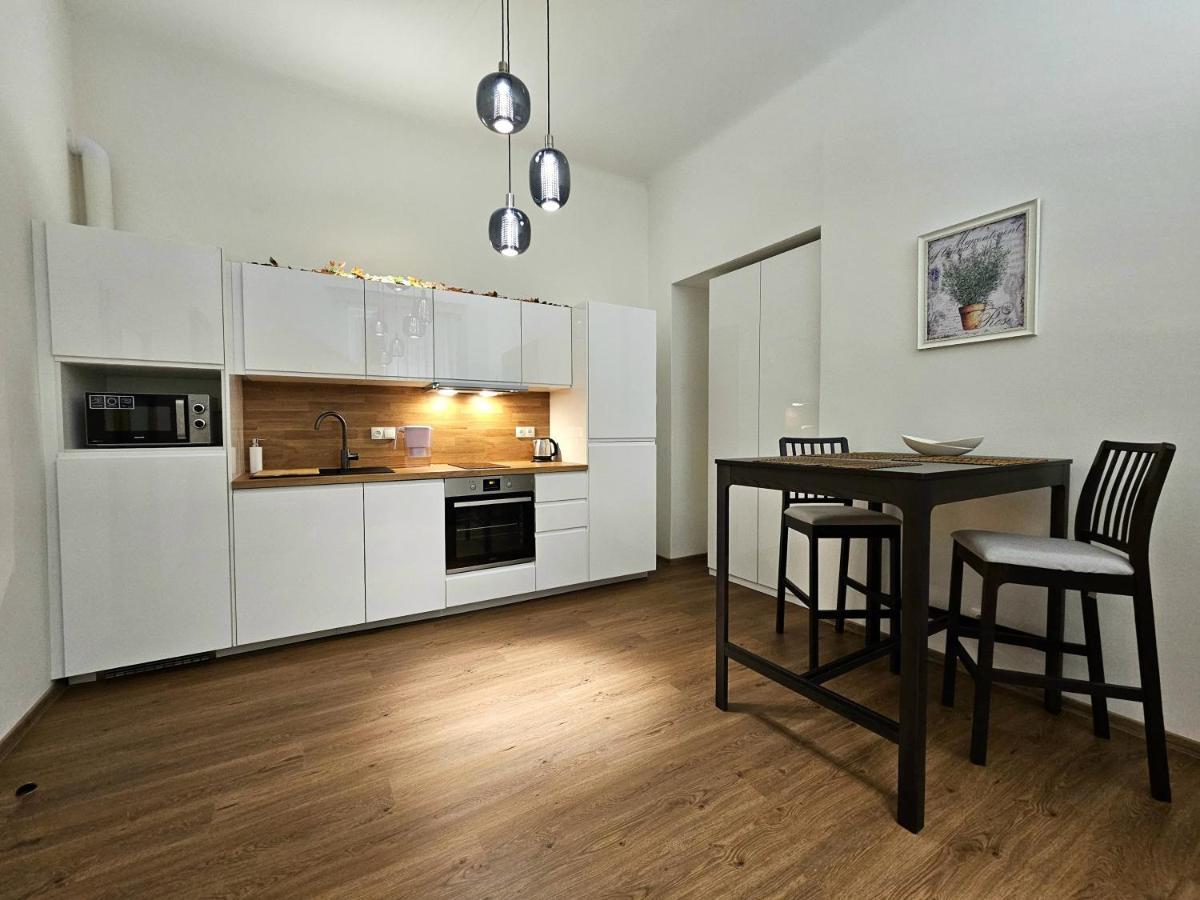 Sweet Apartment In The Heart Of Prague Exterior photo